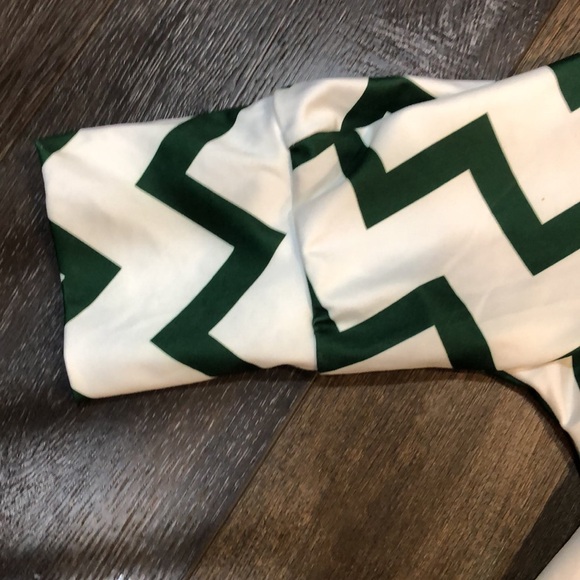 White and Green Blouse - Picture 5 of 7